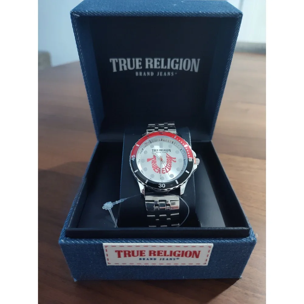 True Religion Mens Watch Silver Red Black Diver Style Stainless Steel New in Box